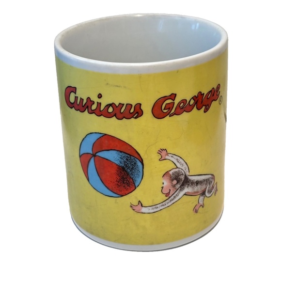 Vintage Curious George Mug 1997 Santa Barbara Ceramic Yellow Beach Ball 90s CHIP - Picture 7 of 7